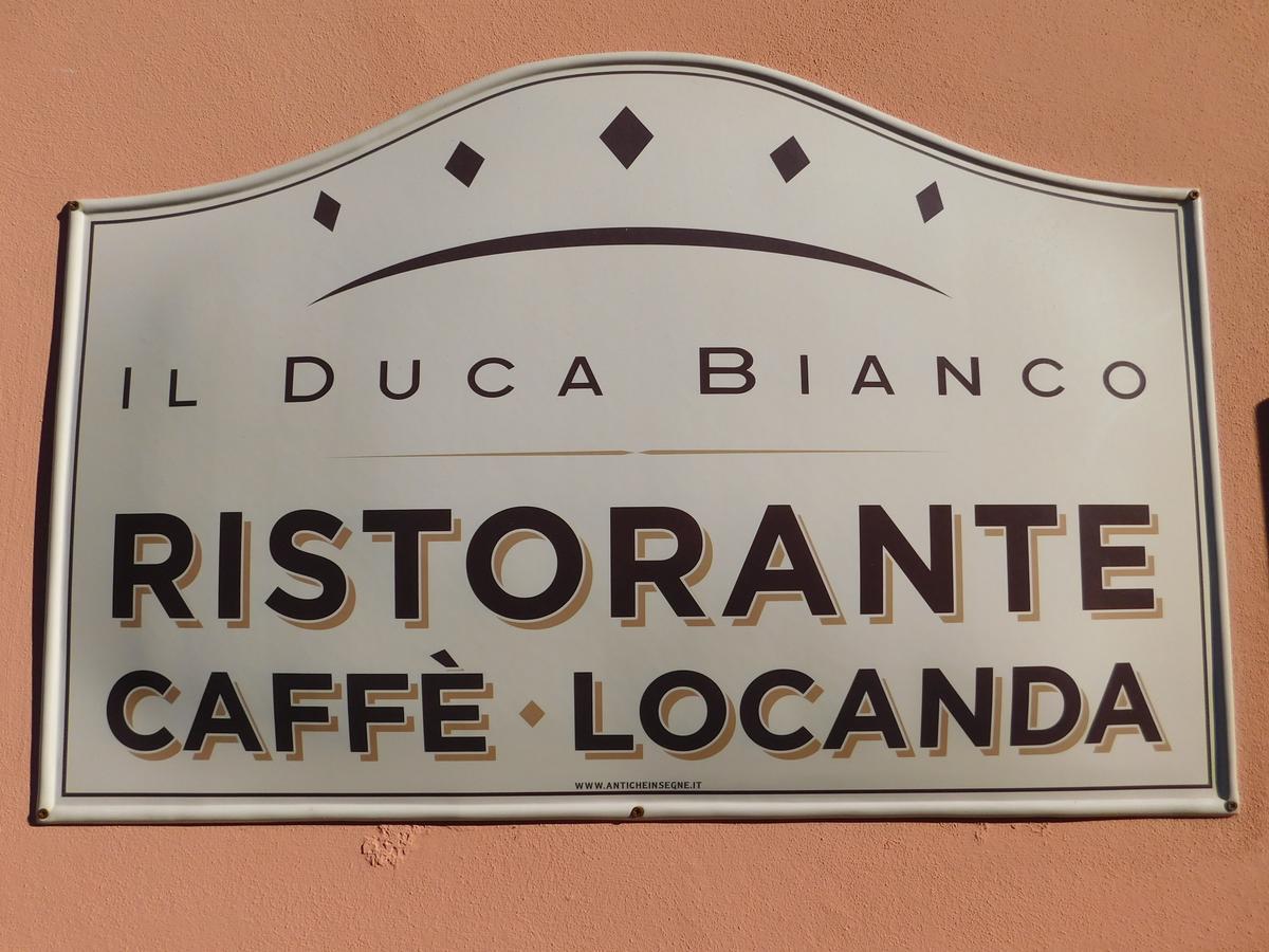 Il Duca Bianco Hotel Calosso Exterior foto