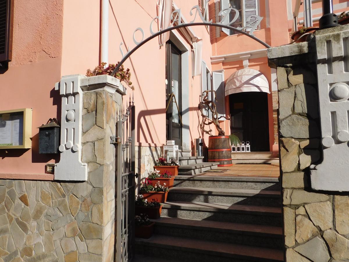 Il Duca Bianco Hotel Calosso Exterior foto